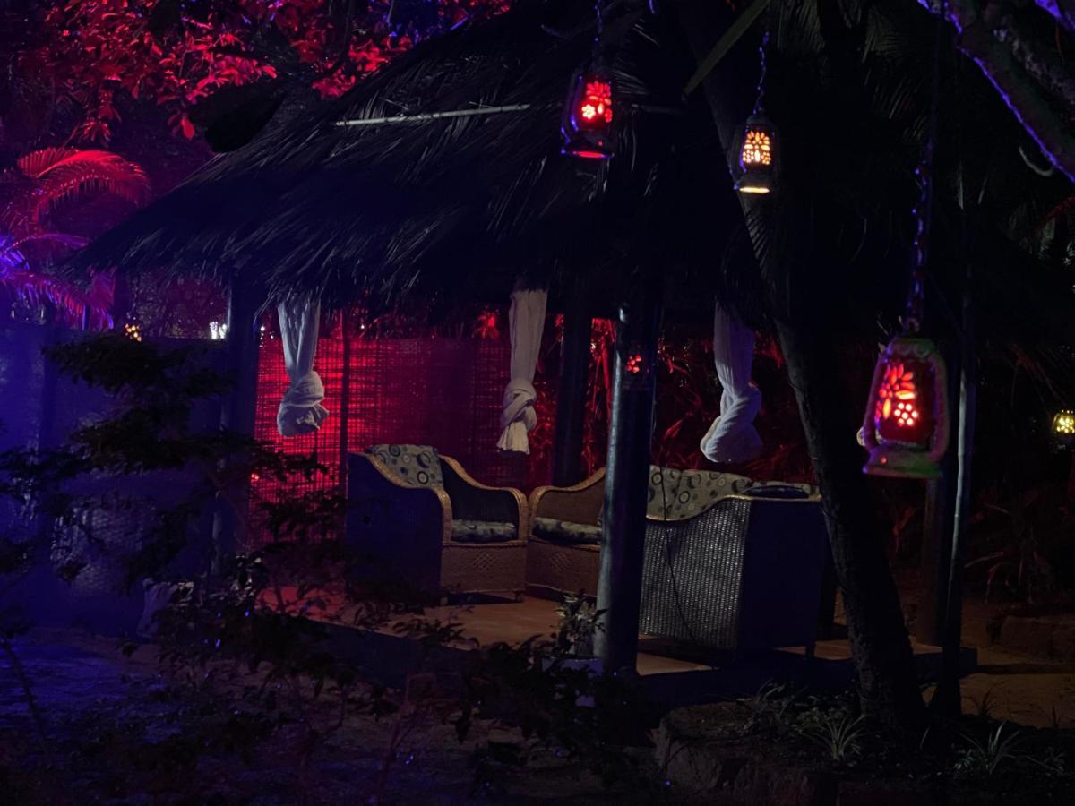 Hotel Presa Di Goa - Smith And Appy Managed Calangute Zewnętrze zdjęcie