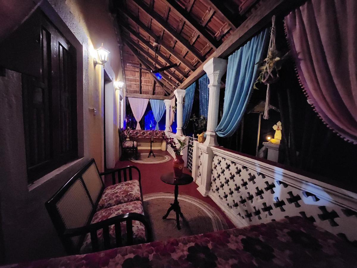 Hotel Presa Di Goa - Smith And Appy Managed Calangute Zewnętrze zdjęcie