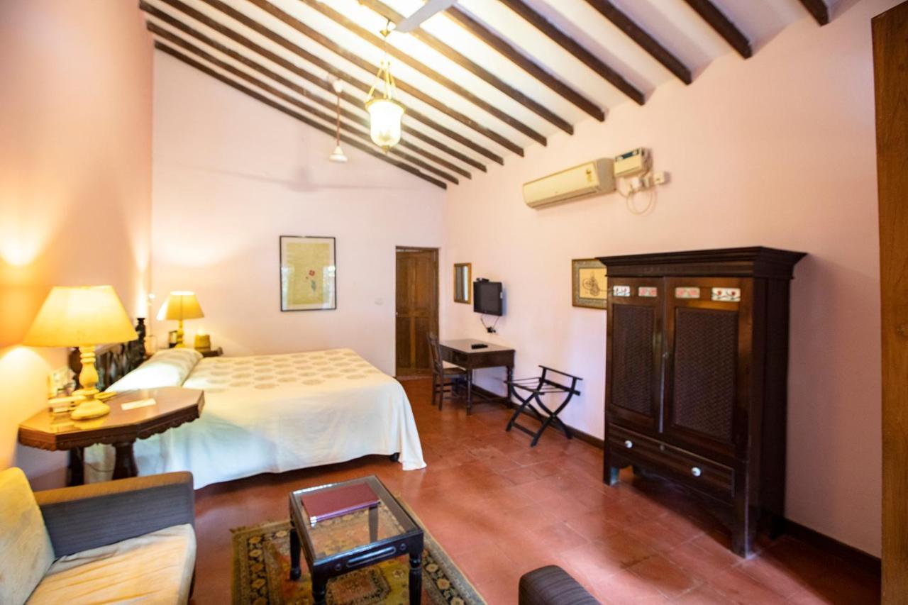 Hotel Presa Di Goa - Smith And Appy Managed Calangute Zewnętrze zdjęcie